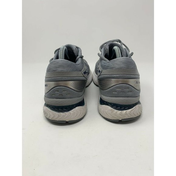 Athletic_Shoes